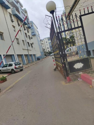 appartement-vente-f4-mostaganem-mezghrane-algerie