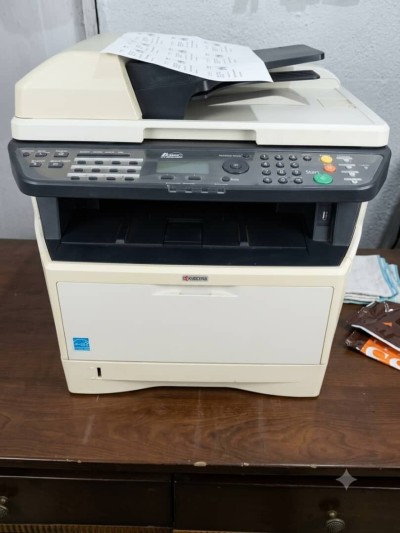 آلة-ناسخة-photocopieuse-kyocera-باب-الزوار-الجزائر