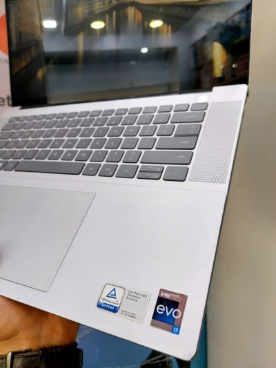 DELL INSPIRON 16 5630 Intel Core i7-1360P 18 Mo , à 5.00 GHz 16GB DDR5 512GB SSD 16.0 FHD+ Tactile