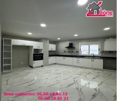 بيع شقة 4 غرف عنابة عنابة