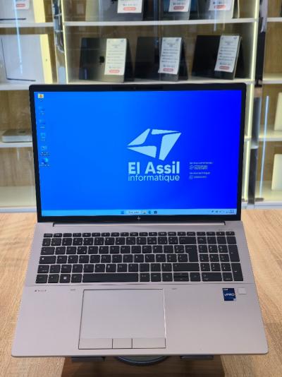 (VENDU) STATION HP ZBOOK FURY 16 G10 I7-13850HX 64G 512G SSD RTX 4000 ADA 12G WIN11