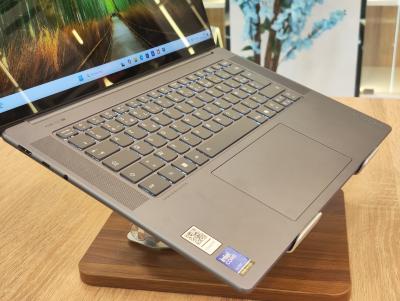 (VENDU) Lenovo Yoga Slim 7 15ILL9 Ultra-7 258V 32Go DDR5 512GB NVMe 15,6" 2,8K IPS TACTILE 