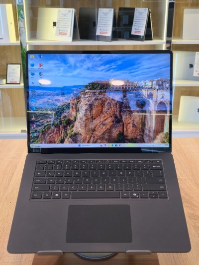 MICROSOFT SURFACE LAPTOP-7 SNAPDRAGON X12 32G 1TB SSD 15" 2K BLACK