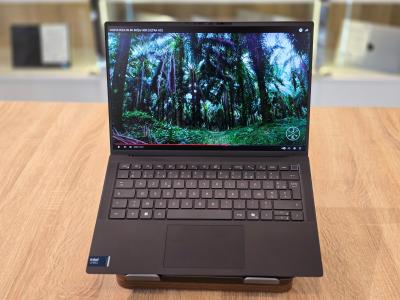 Station Dell Precision 5490 Ultra 7-165H VPRO 32G 1T ssd  14" FHD+ RTX2000 ada 8G AZERTY