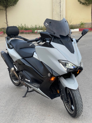 motos-scooters-yamaha-tmax-dx-2017-tadjenanet-mila-algerie