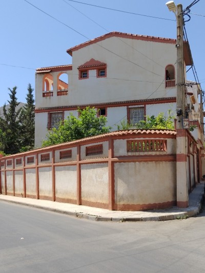 كراء فيلا الجزائر بئر توتة