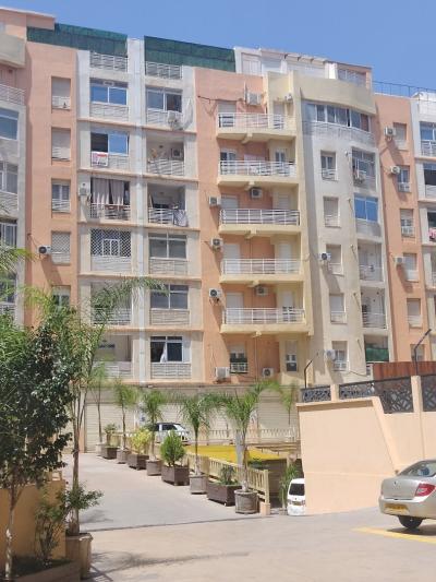 بيع شقة 3 غرف الجزائر بئر توتة