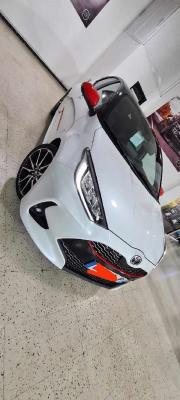 automobiles-toyota-yaris-2023-gr-sport-constantine-algerie