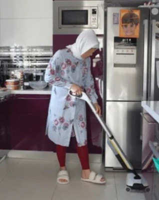Femme de ménage pour nettoyage après travaux d'appartements villas société entreprise de nettoyage