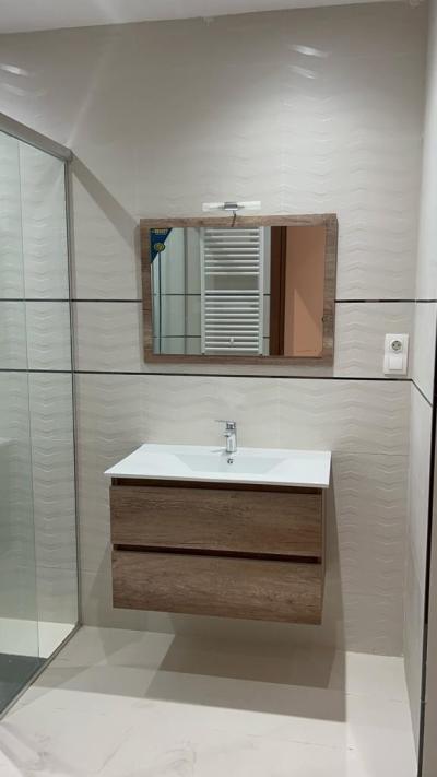 بيع شقة 5 غرف الجزائر شراقة