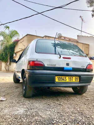 voitures-renault-clio-1-1997-algerie