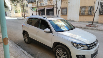 tout-terrain-suv-volkswagen-tiguan-2014-coup-batna-algerie