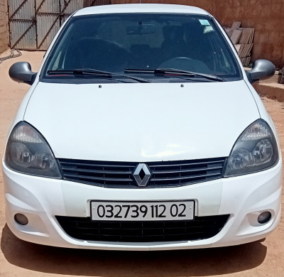 citadine-renault-clio-campus-2012-bye-oued-sly-chlef-algerie