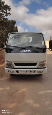 شاحنة-jmc-1038-2015-بلعربي-سيدي-بلعباس-الجزائر