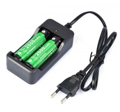 Chargeur des piles lithium 