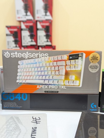 لوحة-المفاتيح-الفأرة-steelseries-apex-pro-tkl-gen-3-white-omnipoint-30-switches-جيجل-الجزائر
