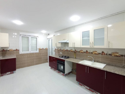 Rent Apartment F4 Alger Bordj el bahri