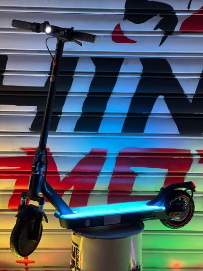 TROTINETTE ELECTRIQUE  HB OR