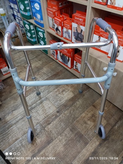 Deambulateur simple avec roues