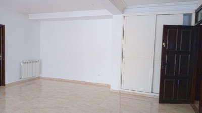 niveau-de-villa-location-f3-alger-said-hamdine-algerie