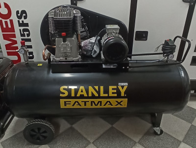 Stanley 150703XSTN Pistolet Gonflage Avec Manomètre pour Compresseur 3 IN 1