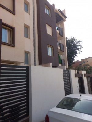 appartement-location-f3-alger-bouzareah-algerie