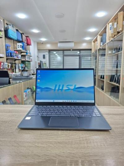 MSI MODERN 14  i5 10210U 8GB/512 GB