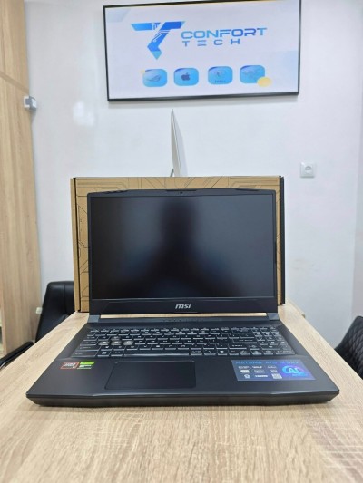 MSI KATANA A15 AI RYZEN 8945HS  & RTX 4060