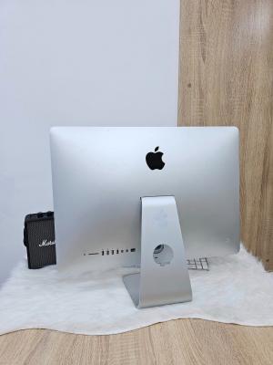 iMac 2015 i5  21.5 FHD  1TB /8Gb