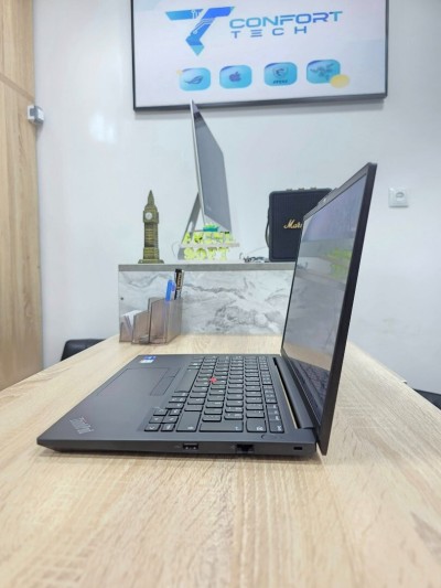 LENOVO THINKPAD E14  14  i7 1365U 32GB /512GB 