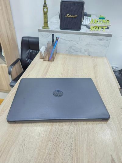 HP LAPTOP 15s  15.6" i3 1005G1 8GB /256GB