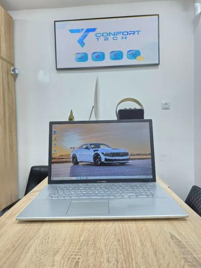 ASUS VivoBook 17 Ryzen 7 3700U 12GB /512GB