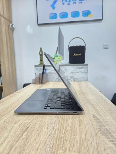 ASUS ZENBOOK 14" i7 7500U 8GB/256Gb SSD 