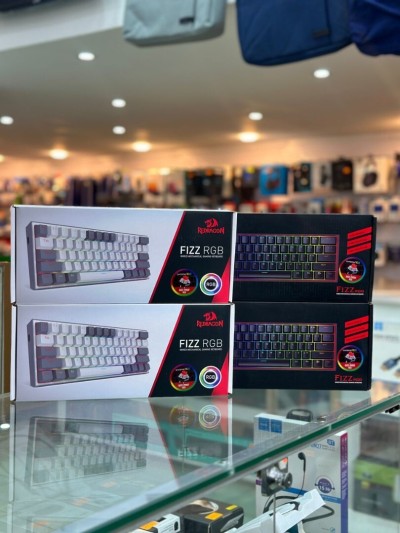 Clavier mechanic redragon RGB K617 Original Black &white