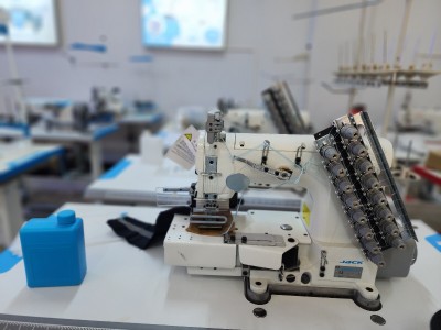  Machin a coudre jack ELastiqueuse 