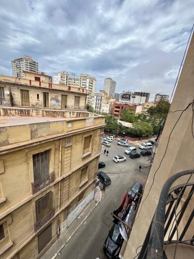 Sell Apartment F2 Oran Oran