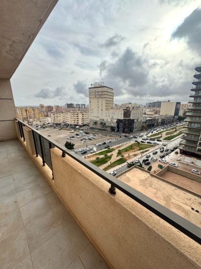 بيع شقة 3 غرف وهران بئر الجير