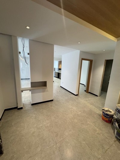 بيع شقة 4 غرف وهران بئر الجير