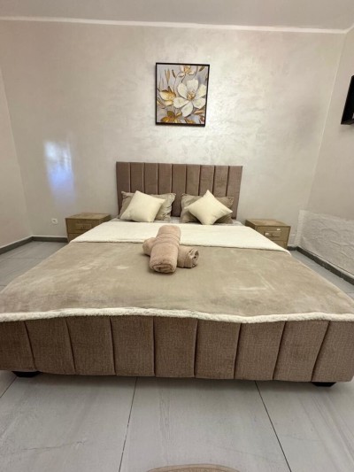 كراء شقة 4 غرف وهران بئر الجير