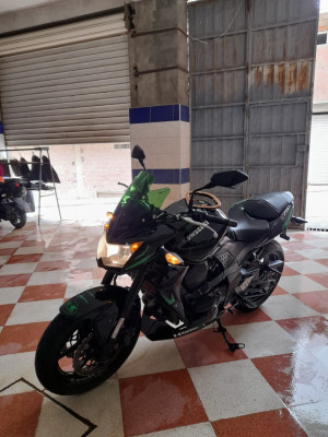 motos-et-scooters-kawasaki-z750-2012-larbaa-blida-algerie