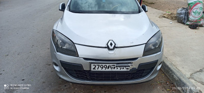 moyenne-berline-renault-megane-3-2010-privilege-ain-temouchent-algerie