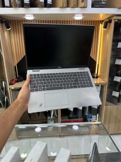 DELL LATITUDE 5520 I5 1135G7 8GB/256GB 15 POUCE FHD