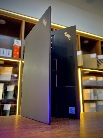 Lenovo thinkpad X13 i5-10210U 8/256 13pouce FHD