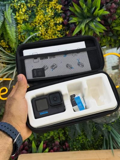 GO PRO HERO 11 AVEC DEUX BATTERIES