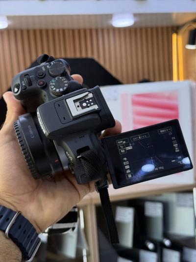 Canon r10 avec bague 