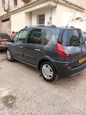 break-familiale-renault-scenic-conquest-2008-les-eucalyptus-alger-algerie