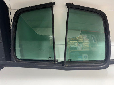 windows-windshield-vitres-clio-campus-fumme-dorigine-kouba-alger-algeria