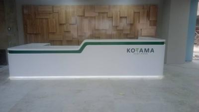 comptoir de réception en corian