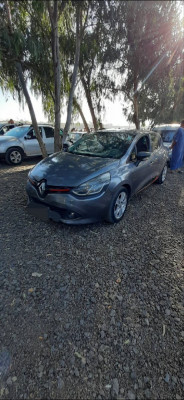 voitures-renault-clio-4-2013-limited-plus-bouarfa-blida-algerie