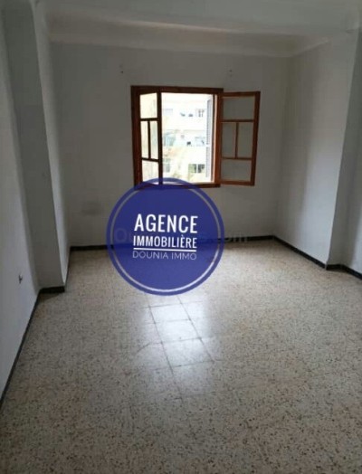 Vente Appartement F4 Skikda Ramdane djamel